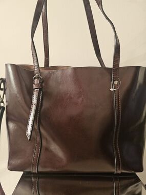 Elegant Women's Leather Tote Bag - Deep Brown